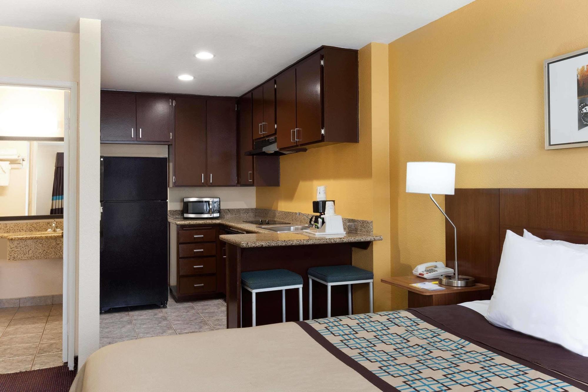 Days Inn By Wyndham Mission Valley-Sdsu San Diego Exteriér fotografie